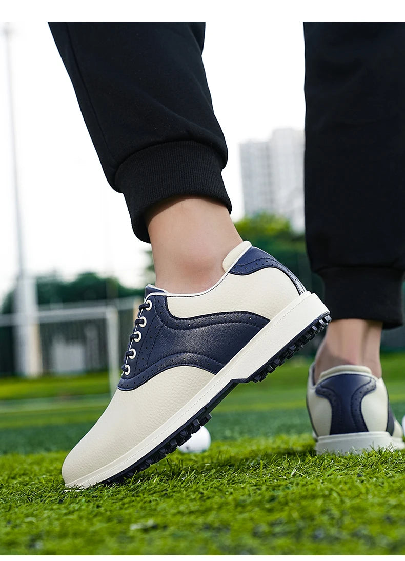 Classic Men’s Waterproof Golf Shoes – Breathable Leather Design