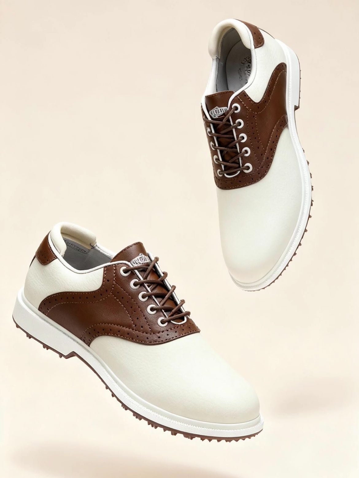 Classic Men’s Waterproof Golf Shoes – Breathable Leather Design